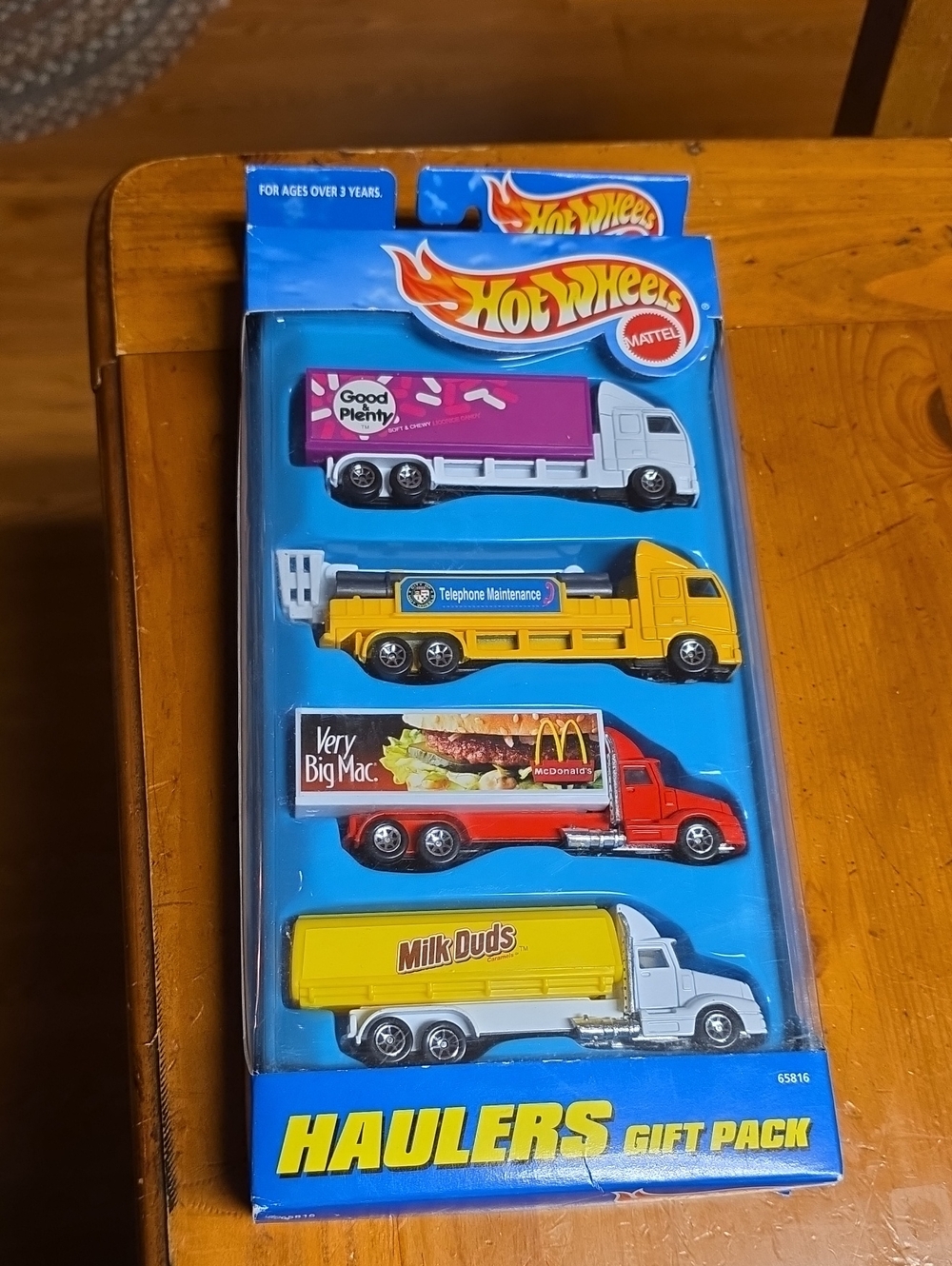 Vintage 1997 Hot Wheels Haulers Gift Pack - Multicolor Toy Truck Set